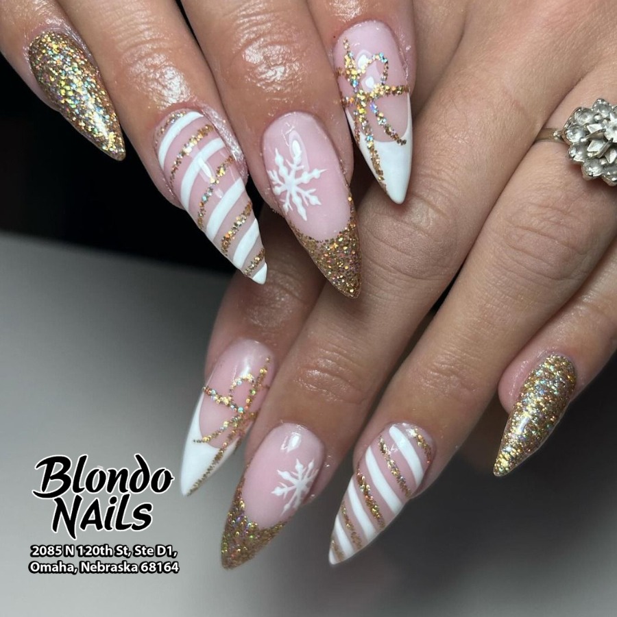 Blondo Nails Salon in Omaha, Nebraska 68164